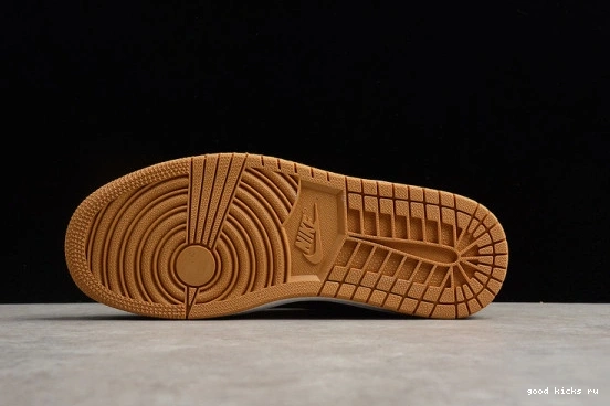 (WITH -LouiV CASE) JORDAN AIR AQ0818-158 AQ0818-158 O-W 1 0402